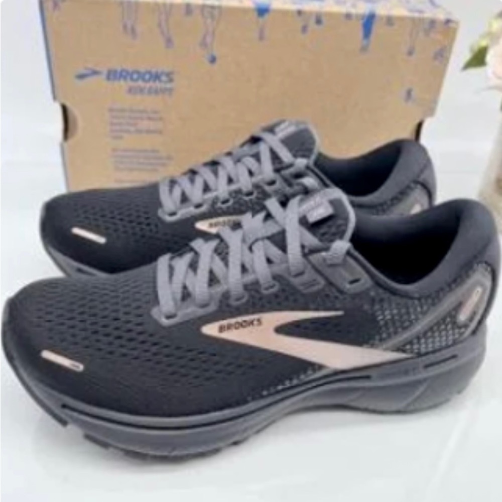 NEW Brooks Ghost 14 Running Shoe Black/ Ebony/ Rose Gold Women’s US 10 D Wide